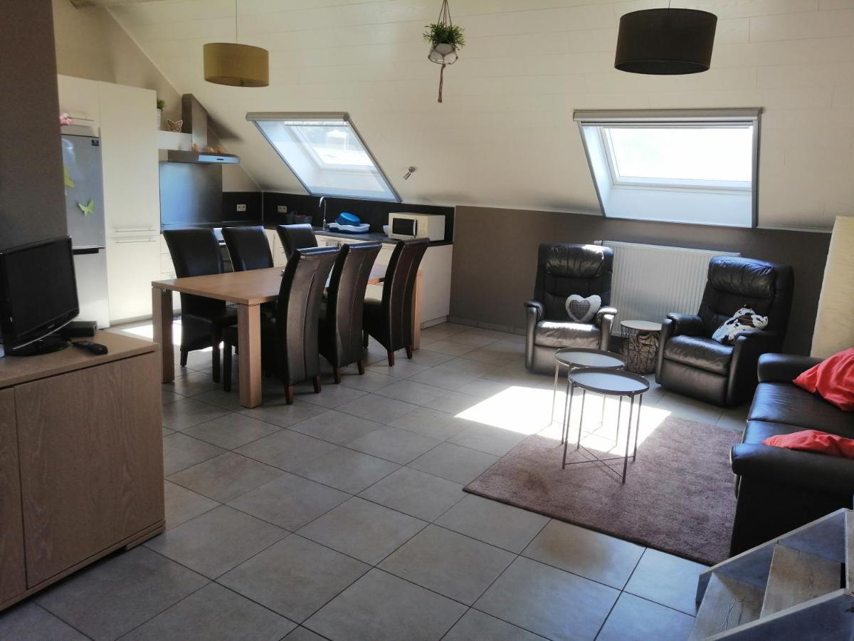 Gîte à la ferme d'hurtaux Froid-Chapelle Esterno foto